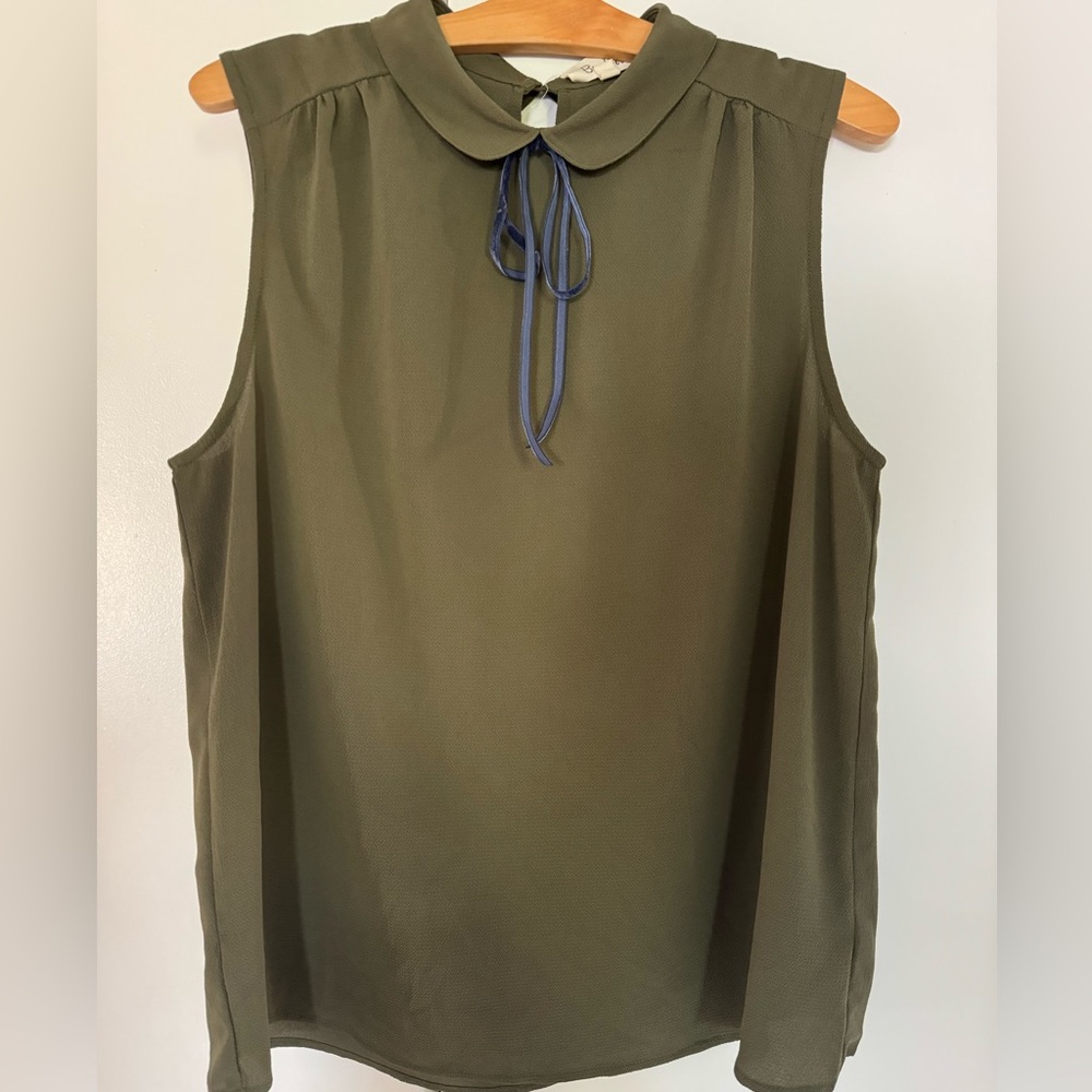 Green blouse with bow